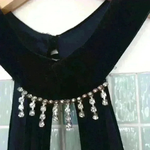 Vintage Sally Black Velvet Plus Size High Neck Sleeveless Long Evening D… - Picture 6 of 16